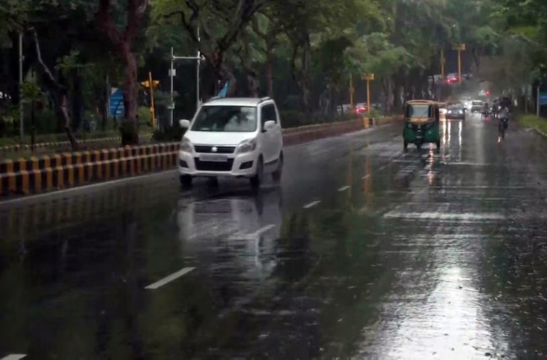 फरवरी शुरू होते ही उत्तर प्रदेश के मौसम में बड़ा बदलाब
