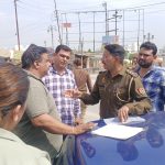 पिंक बूथ बनाने के नाम पर  सिबिल लाईन पुलिस कर रही अवैध कब्जा, पीड़ित ने लगाई न्याय की गुहार