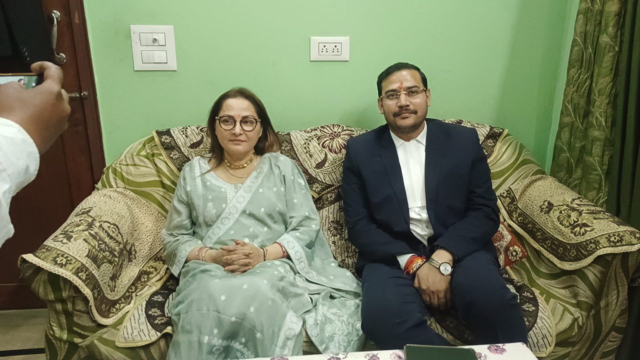 मुरादाबाद न्यायालय में अभद्र टिप्पणी मामले में आज बयान दर्ज कराने पेश हुई है पूर्व सांसद जयाप्रदा