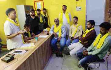 सुभासपा महानगर कार्यलय पर  मासिक बैठक का आयोजन किया गया