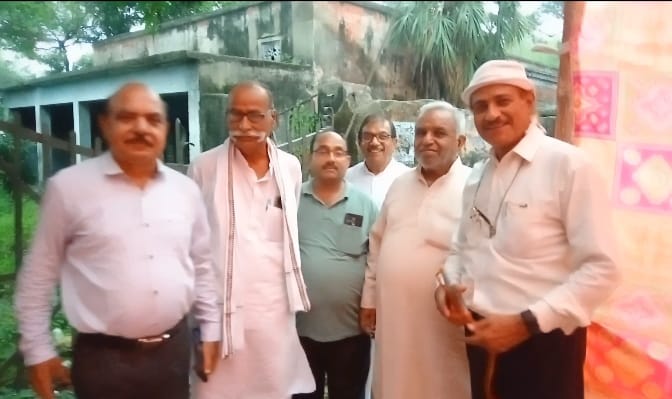 मुरादाबाद में उत्तर प्रदेश माध्यमिक शिक्षक संघ का विशाल धरना-प्रदर्शन।