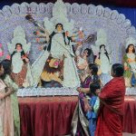 सर्वजनिन बंगाली एसोसिएशन द्वारा महाषष्टी का हुआ पूजन।