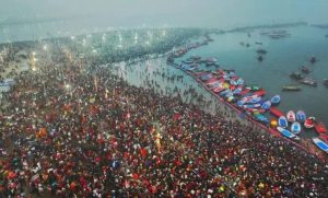 महाकुंभ 2025 पहले दिन अनुमान से भी अधिक श्रद्धालुओं ने लगाई आस्था की डुबकी*