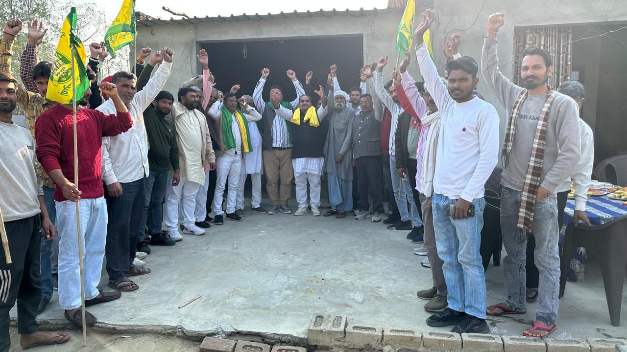 राजपाल सिंह के समर्थन में भारतीय किसान यूनियन संयुक्त मोर्चा द्वारा थाने का  किया गया घेराव