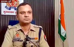 मुरादाबाद : चार इंचार्ज को मिलकर क्लस्टर मोबाइल, पूर्ण रूप से सद्भावपूर्ण त्योहार मनाने को प्रतिबद्ध दिखी जिले की पुलिस