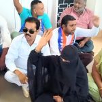 यूट्यूबर पर दर्ज गैंगरेप के मामले की दोबारा जांच कराने की पीड़िता ने उठाई मांग धरने पर बिठाने वाले शिवसेना के पूर्व नेता पर भी लगे कई गंभीर आरोप