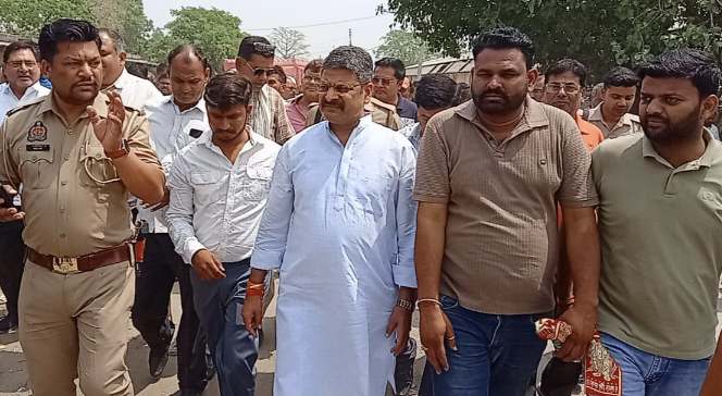 नवीन मंडी में चले बुल्डोजर की विधायक ने कड़ी शब्दों में की निंदा कहा बुल्डोजर अपराधियों के लिए है न की व्यापारियों के लिए