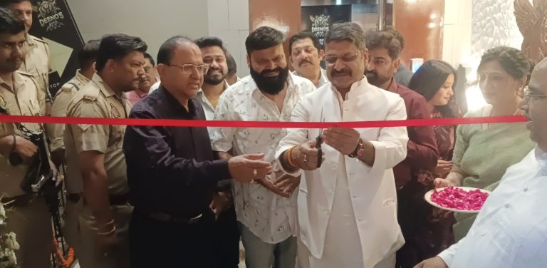 मुरादाबाद के महानगर में DEENO’S CLUB का शुभारंभ नगर विधायक रितेश गुप्ता ने किया।