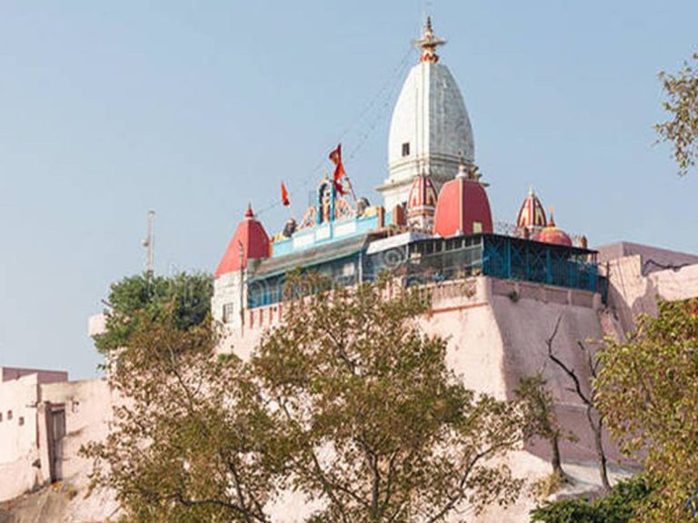 धर्मनगरी हरिद्वार के मनसा देवी मंदिर में मची भगदड़, 6 लोगों की मौत दो दर्जन से ज्यादा घायल